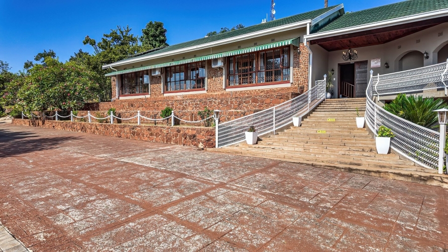 7 Bedroom Property for Sale in Waterkloof A H North West